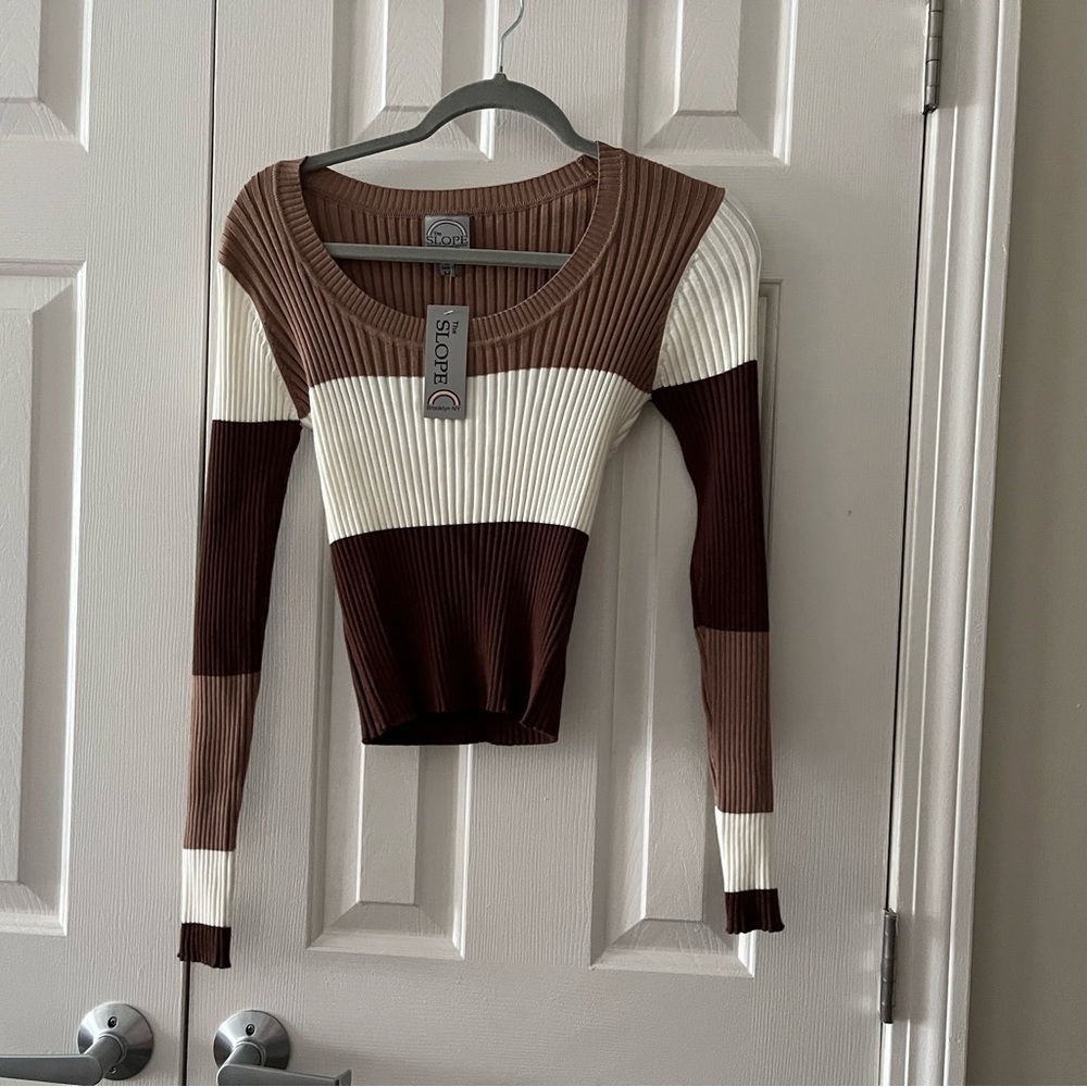 The Slope Striped Long Sleeve Top Size M NWT